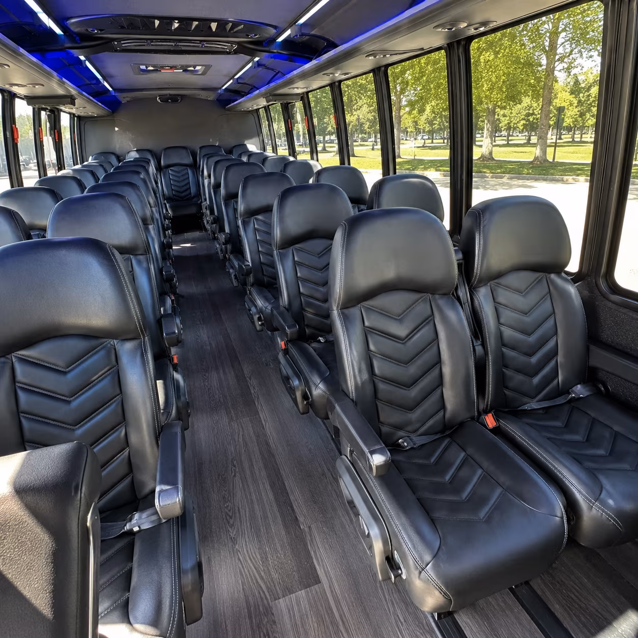 airport transfer buses for new braunfels wedding guests flying in