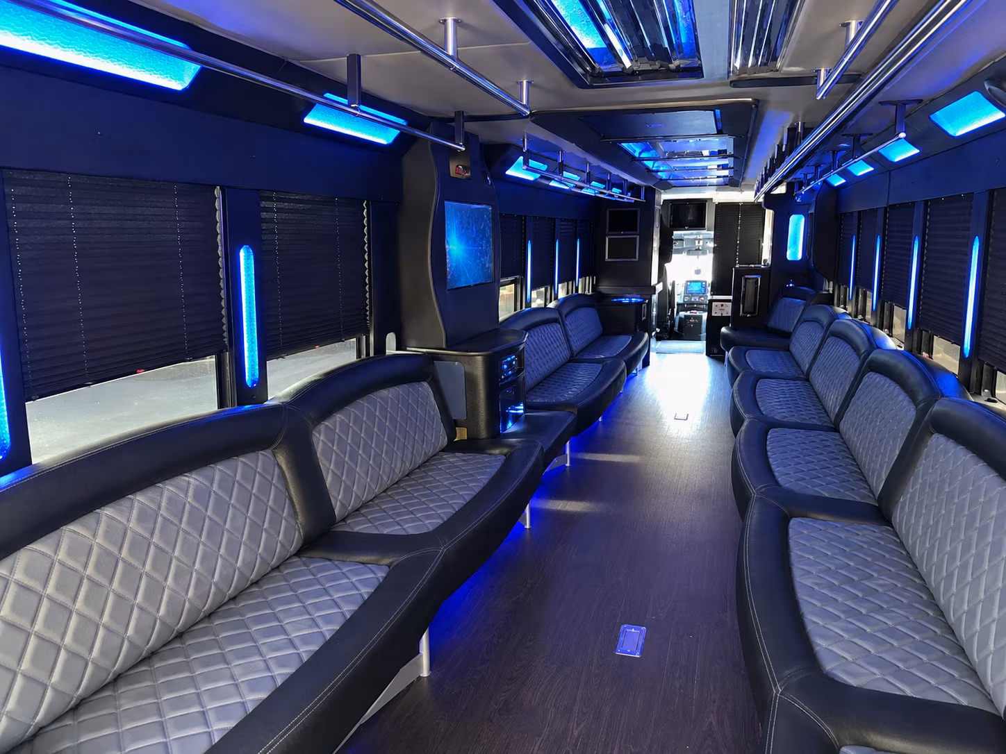 bachelorette party buses for new braunfels wine tours