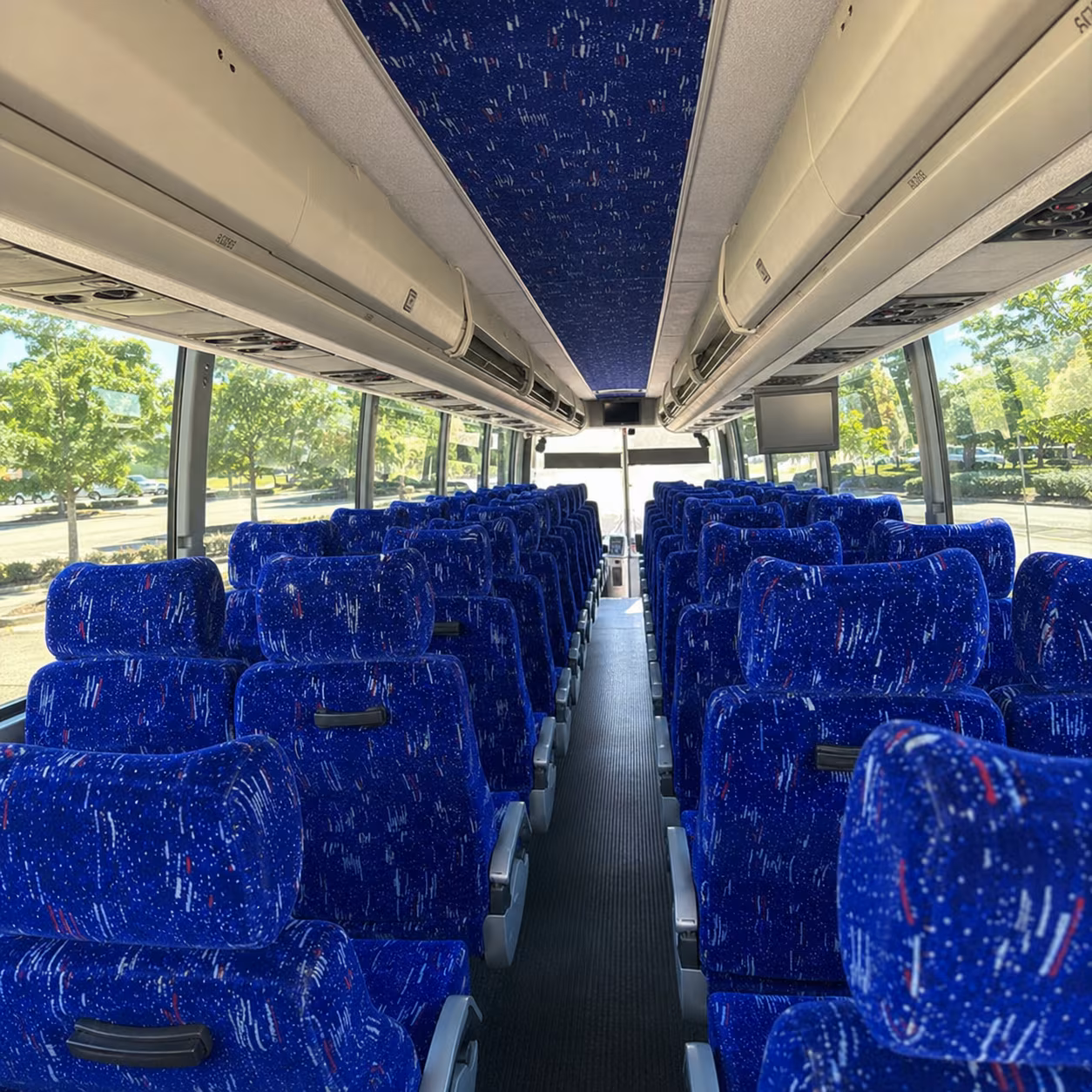 charter buses for new braunfels youth group retreats and trips