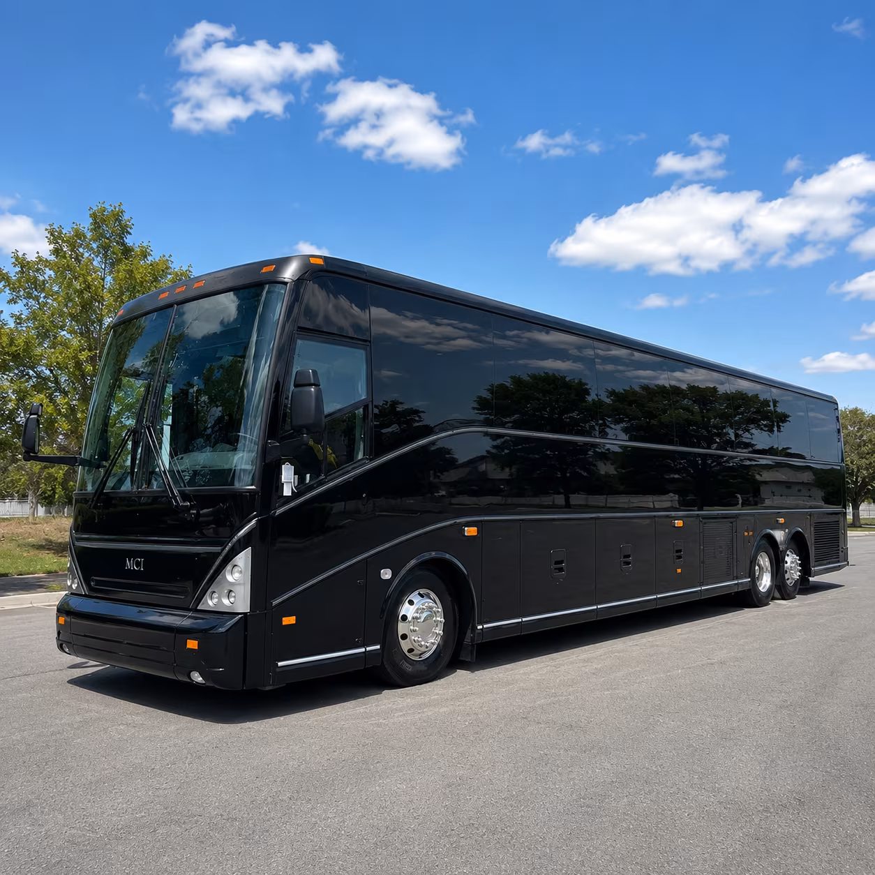 new braunfels 56 passenger charter bus