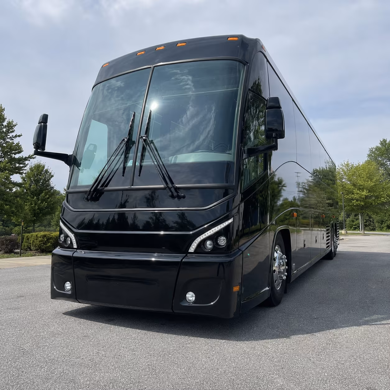 new braunfels charter bus rentals for corporate groups flying in and out