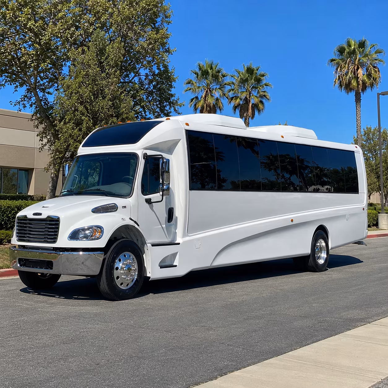 new braunfels charter buses for long distance trips along the i 35 corridor