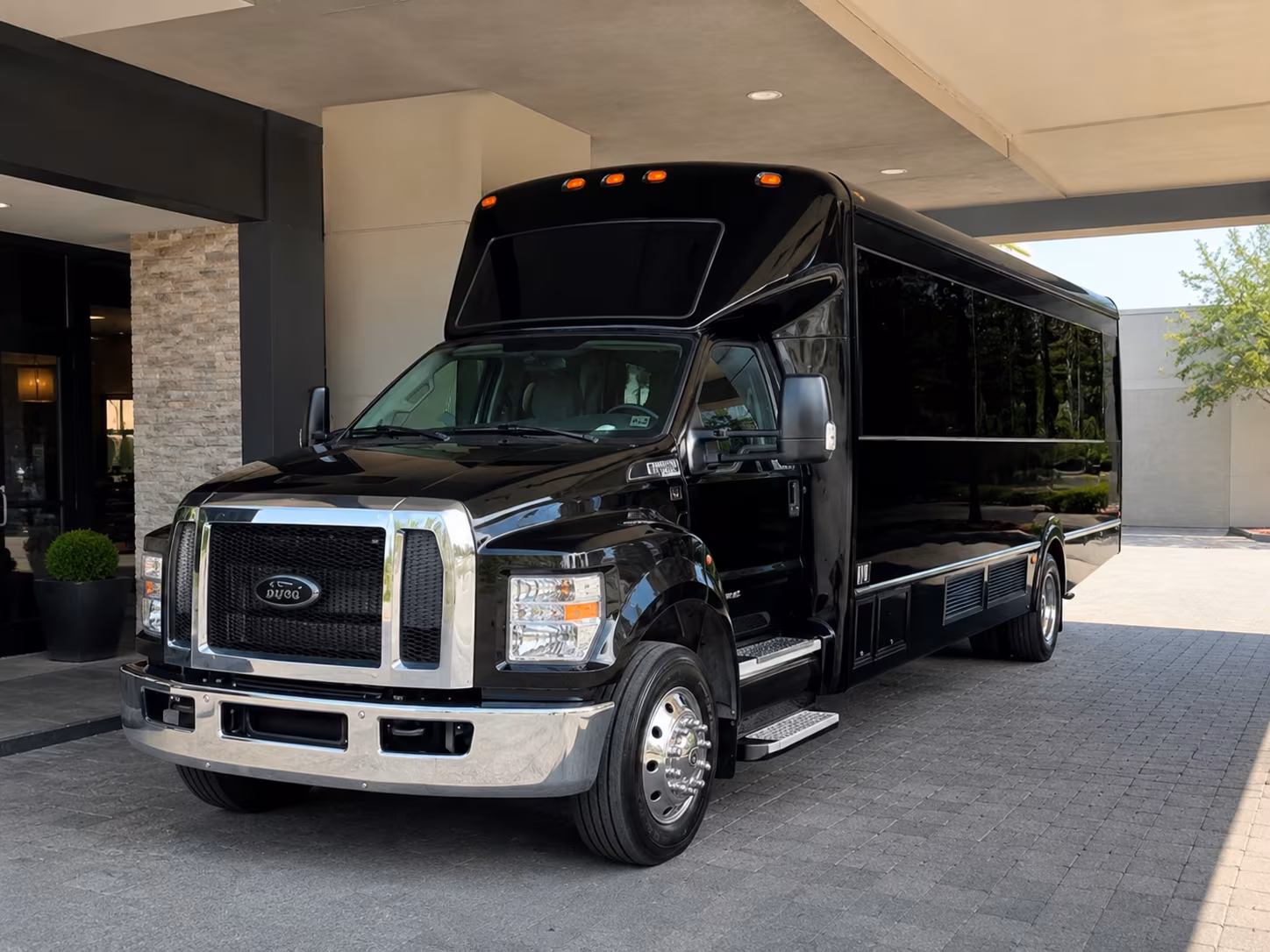 new braunfels prom party bus rental